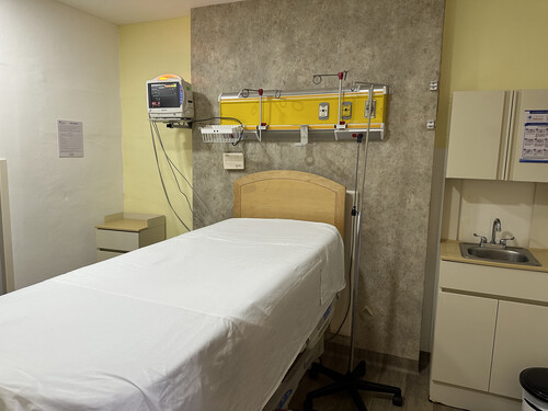Habitación de hospitalización en clínica reforma